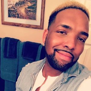 Meet your Posher, Akeem